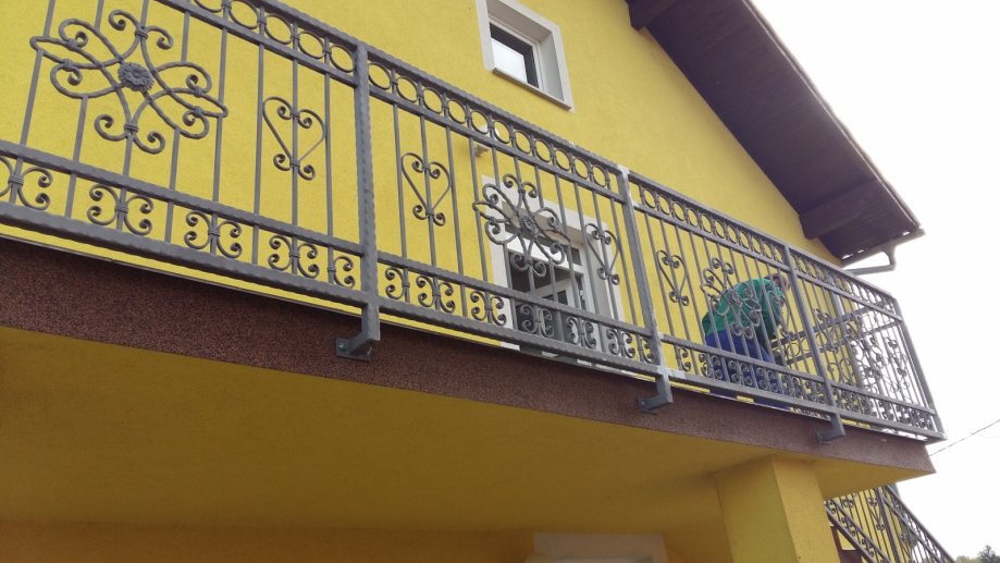 Kovana balkonska ograda